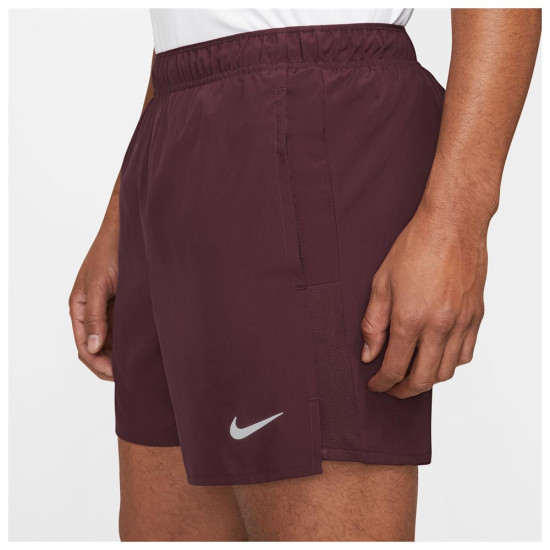 Nike Ανδρικό σορτς Challenger Dri-FIT 5'' Brief-Lined Versatile Shorts Nike Ανδρικό σορτς Challenger Dri-FIT 5'' Brief-Lined Versatile Shorts